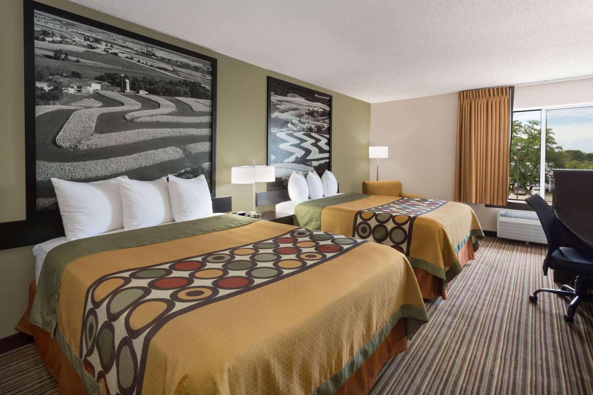 Super 8 By Wyndham Madison South Exterior foto
